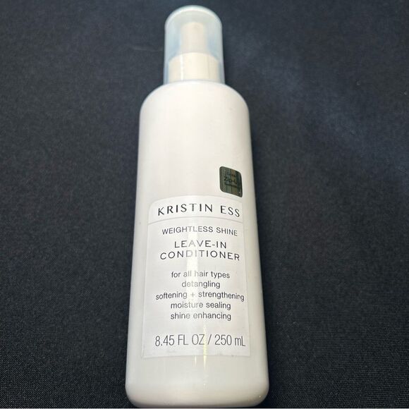 🦋KRISTIN ESS HAIR
Weightless Shine Leave-In Conditioner Spray New - Picture 2 of 7